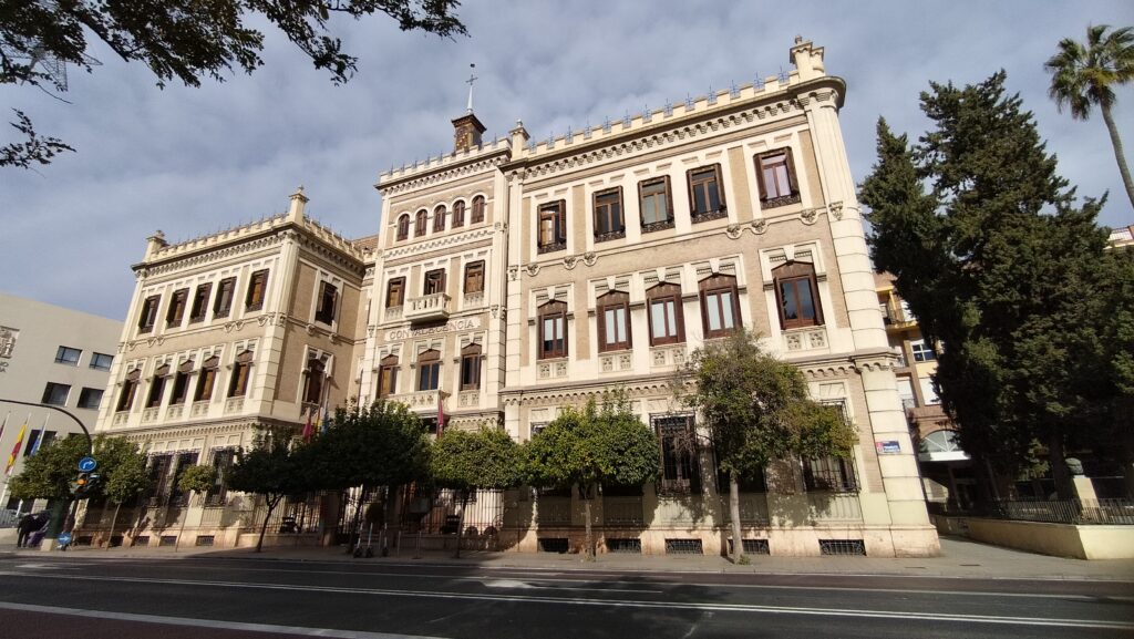 Edificio Convalecencia, sede del Rectorado de la Universidad de Murcia