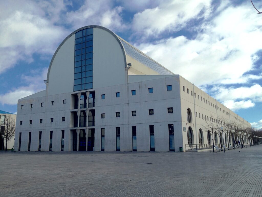 Biblioteca de la Universidad Pública de Navarra (UPNA), Pamplona